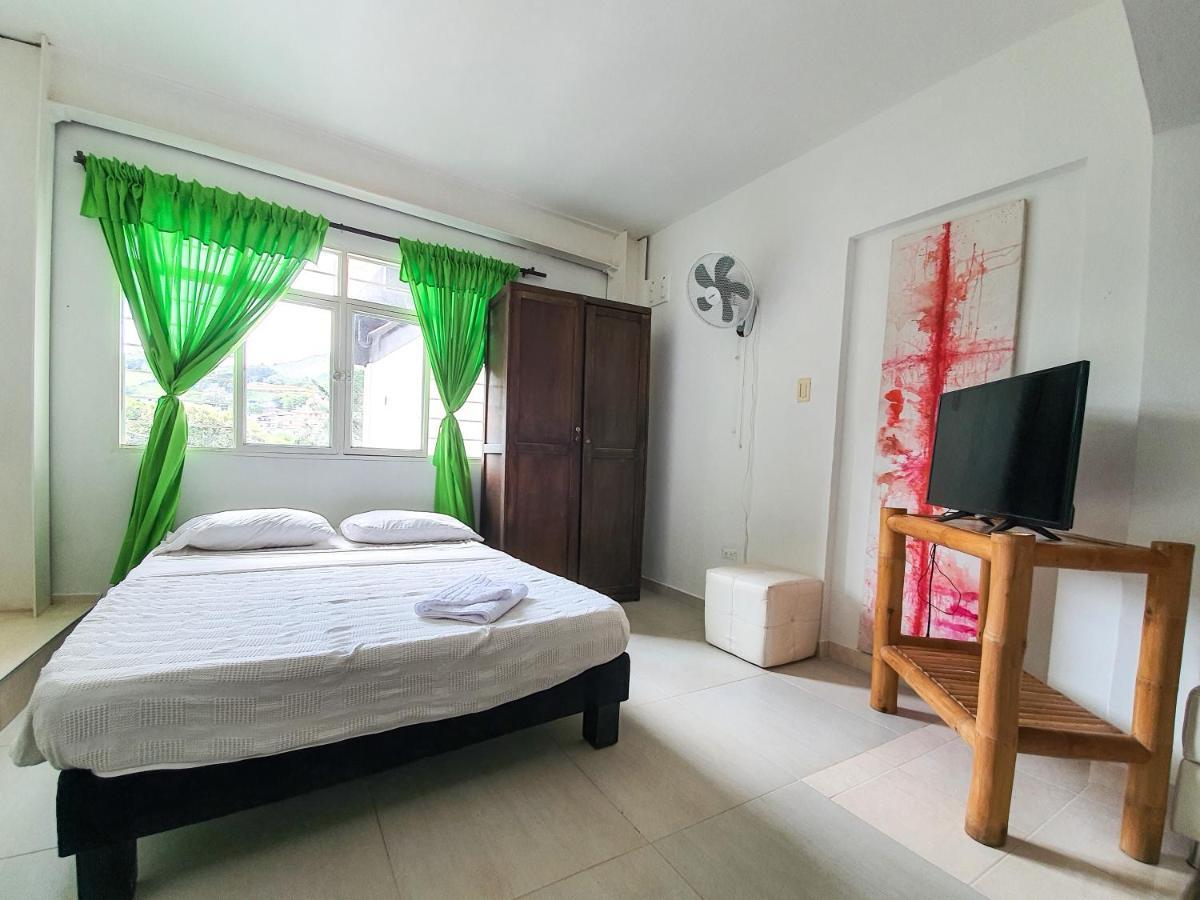La Mercedes Street Hostel Cali